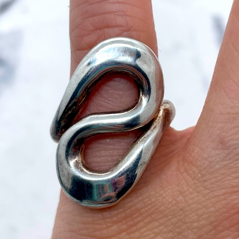 Sterling Silver Swirl Ring Israel Hollow Ribbon Design